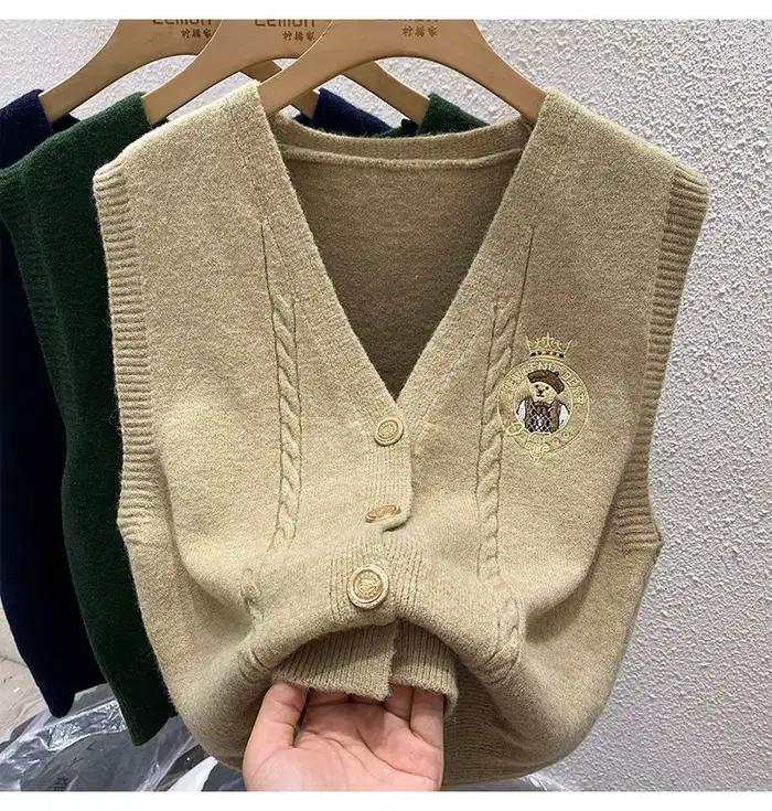 Nouveau ours brodé tricoté ample simple boutonnage brodé gilet femmes printemps Snd automne nouveau 