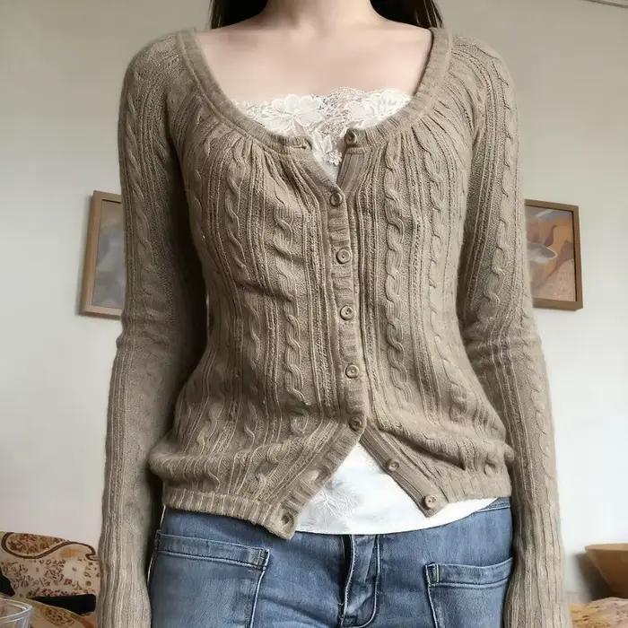 Cardigan américain à boutonnage rétro avec tempérament élégant et haut tricoté pour femme