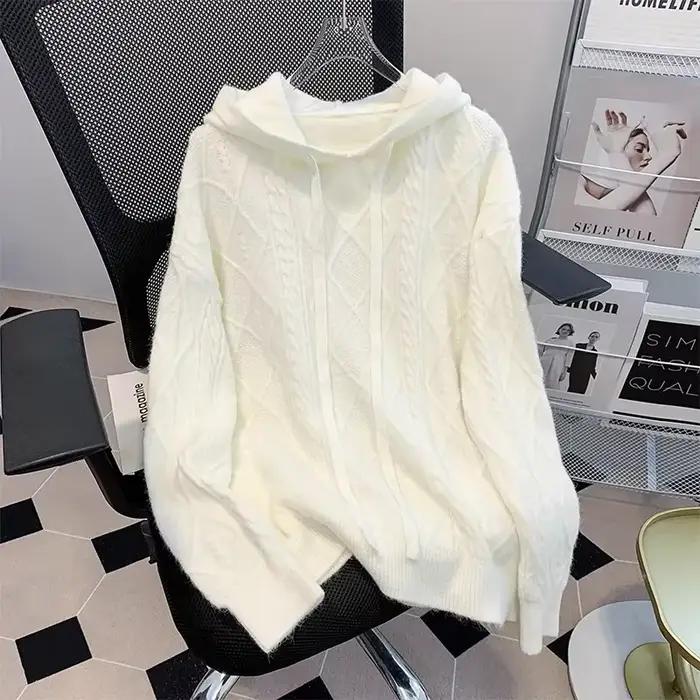 Bottom Sweater Knitted Sweater for Women in Autumn Hooded Sweater New Style 2025 Thickened Fashionab