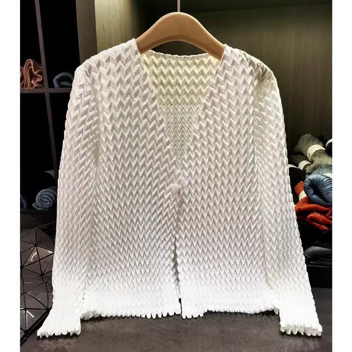 Cardigan plissé ondulé fait main Miyake pour femme 2026 – Nouvelle veste courte à col V, manches lon