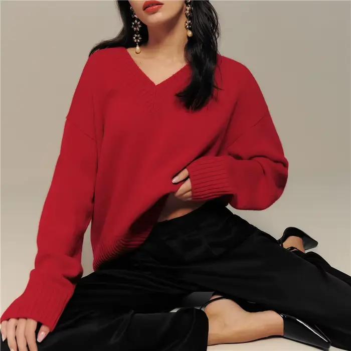 Pull ample tricoté à col en V monochrome pour femme