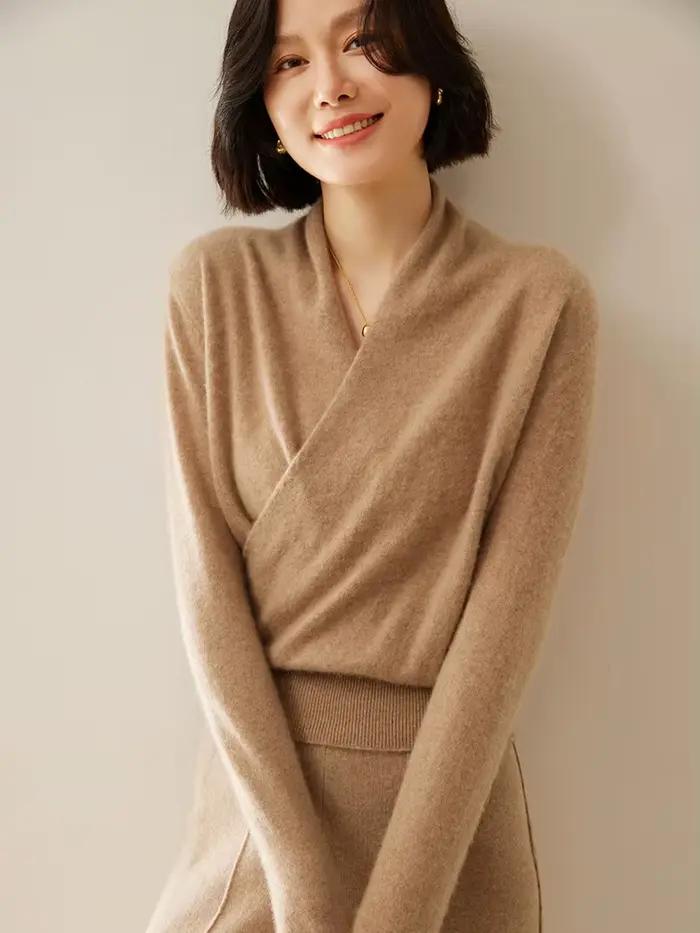 Pull en cachemire à col croisé pour femme