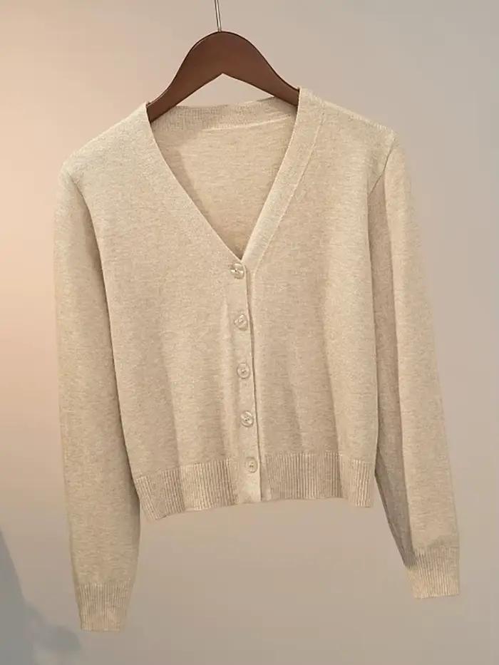 Cardigan en tricot boutonné pour femme