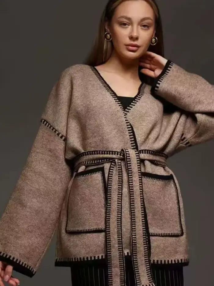 Pull à lacets pour femmes
