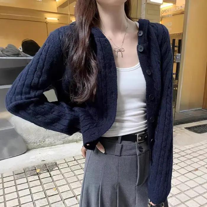 Cardigan tricoté à capuche et manches longues pour femme
