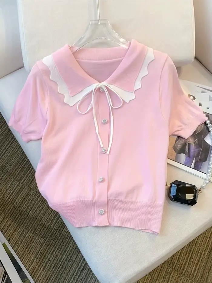 Pull élégant à manches courtes avec bordure contrastée à lacets - Vêtements pour femmes