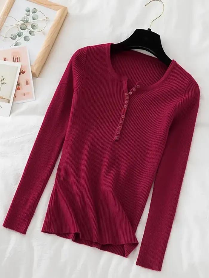 Pull à col en V et boutons pour femme