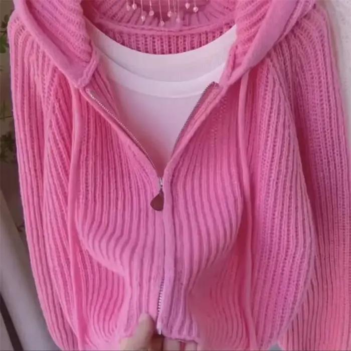 Cardigan tricoté à capuche rose pour femmes