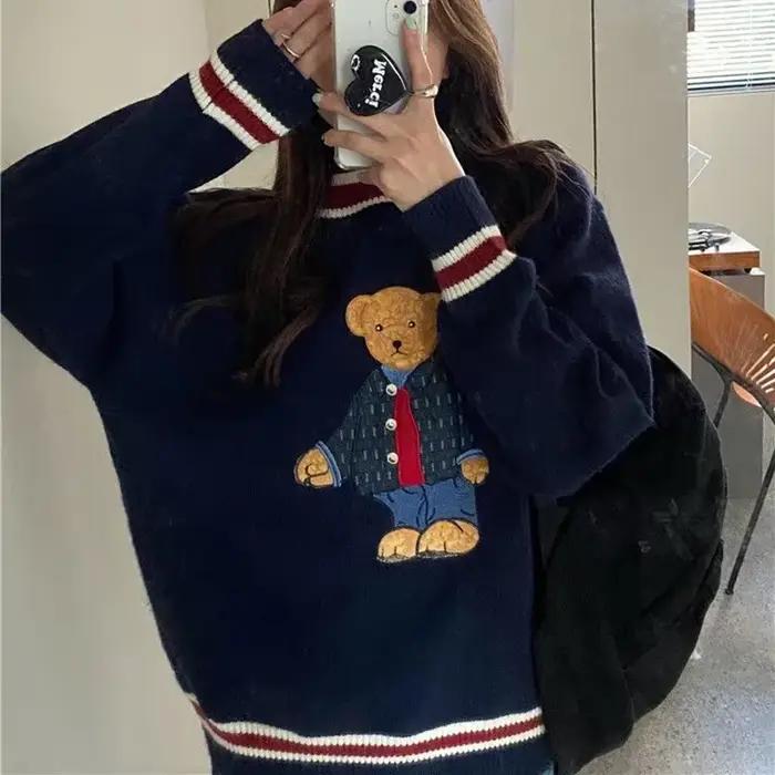 Pull tricoté Vintage avec broderie d'ours de dessin animé pour femme