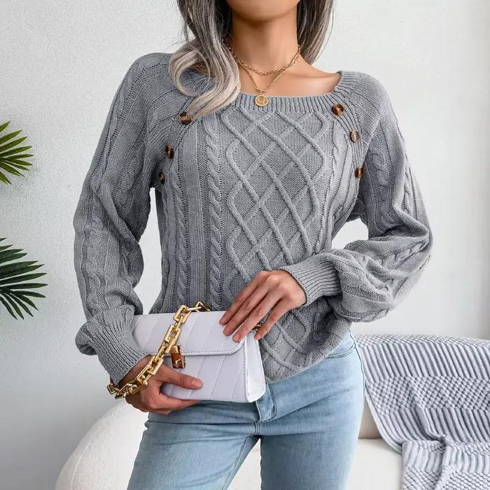Pull à col rond avec bouton pour femme