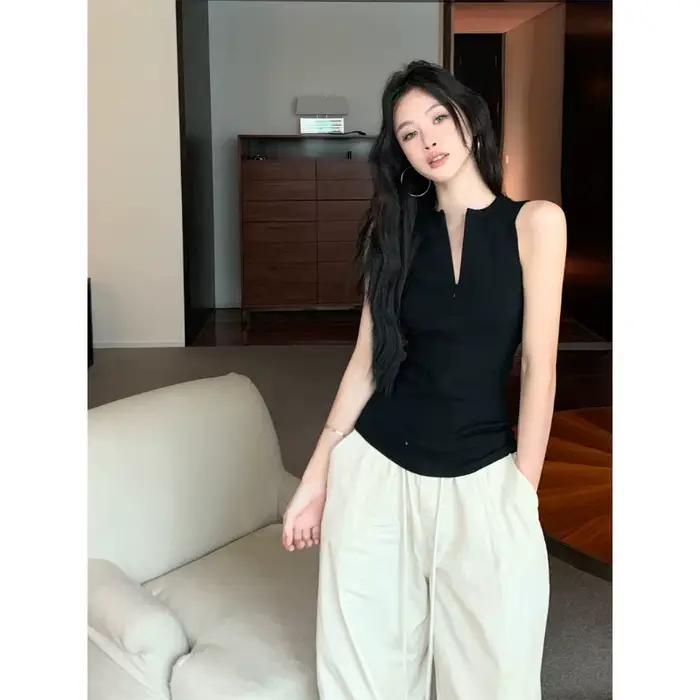 Haut en coton polyester fibril col rond zippé haut slim américain style coréen été 2024 pour femme occassions spéciales
