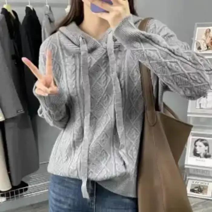Bottom Sweater Knitted