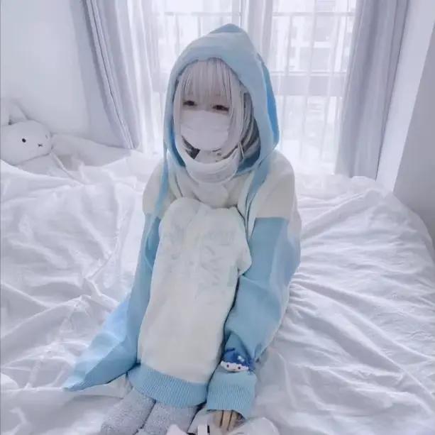 Sweat à capuche femme style japonais kawaii bleu ciel avec motifs animés pour automne hiver