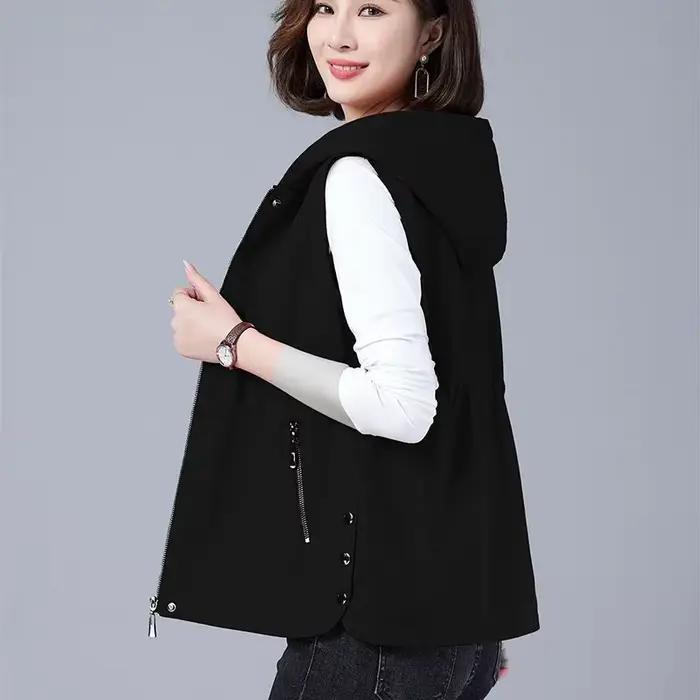 Gilet long pour femme d'âge moyen, veste sans manches à capuche, coupe ample, kaki et noir, élégant pour occasions spéciales