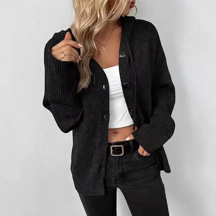 Pull à capuche et simple boutonnage pour femme