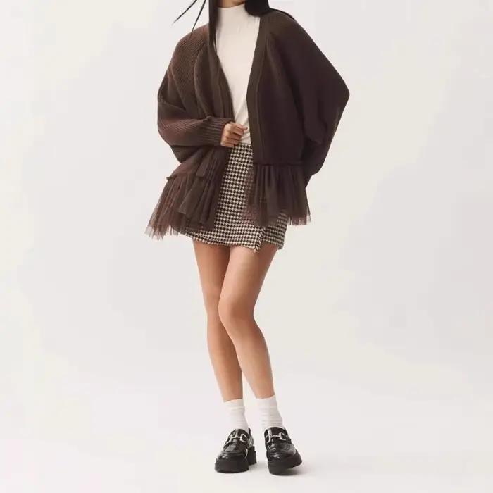Pull tricoté en maille à volants d'automne en 2025 Cardigan à manches longues doux et frais pour femmes