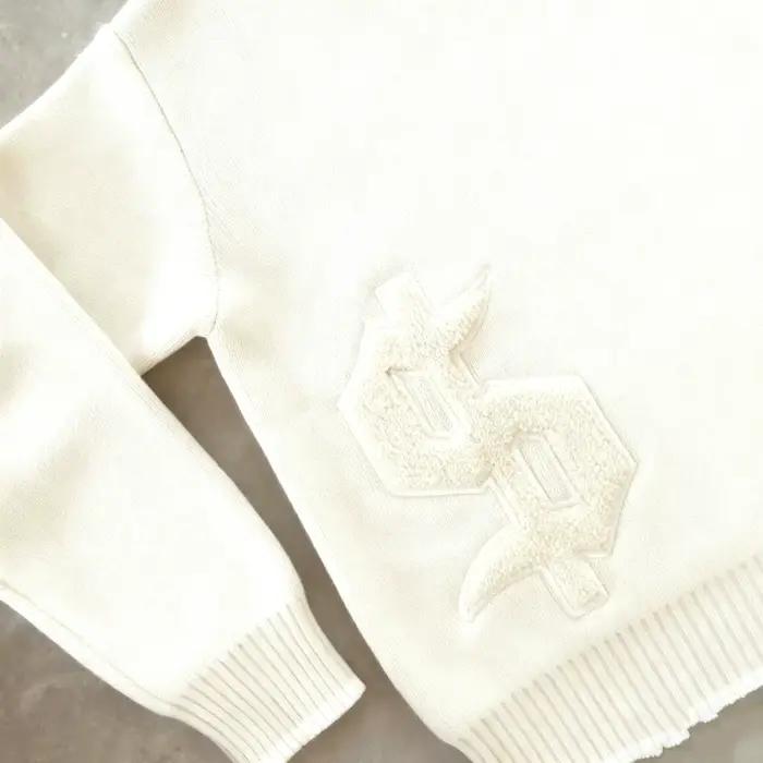 Pull brodé Y2K blanc à manches longues