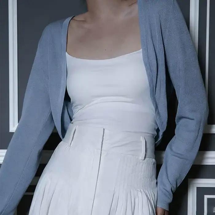 Cardigan en maille de soie glacée pour femme