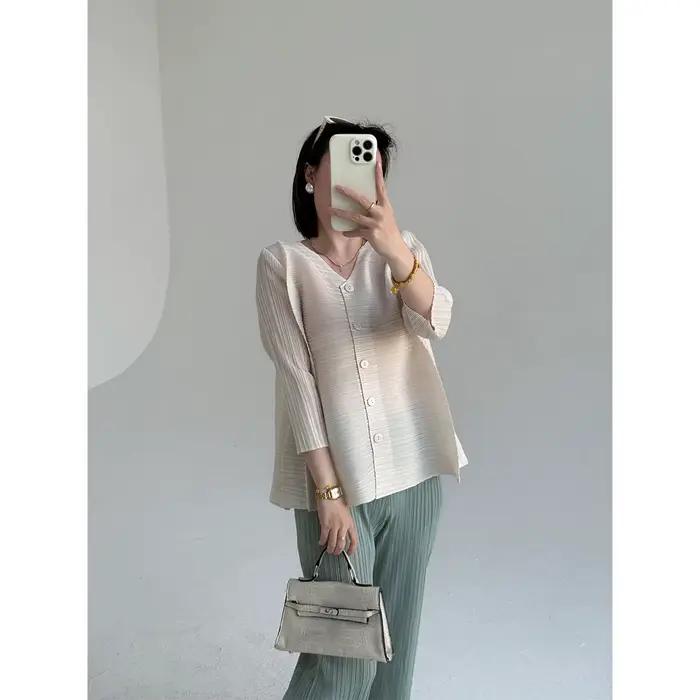 Veste plissée simple de style japonais Miyake pour femme