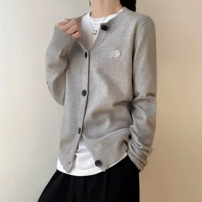 Cardigan en laine pour femme