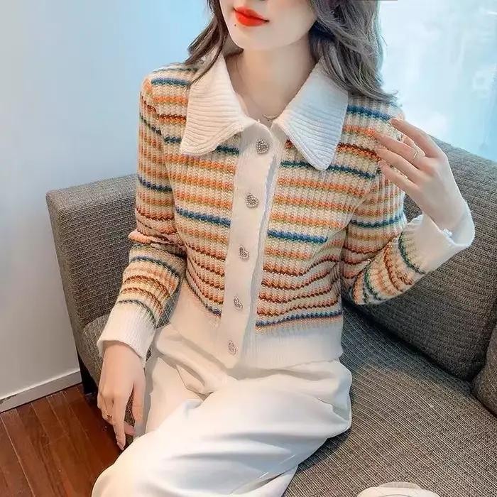 Pull tricoté rayé pour femme