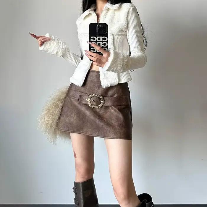 Pull en tricot blanc moelleux à col polo avec fermeture éclair bidirectionnelle
