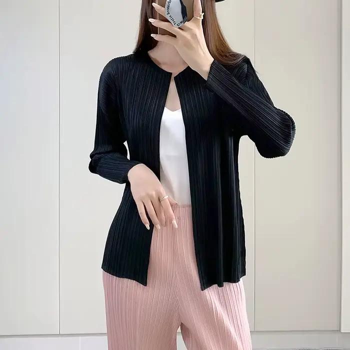 Nouveau Cardigan Miyake 2026 pour Femme