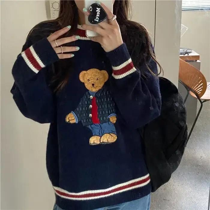 Pull tricoté Vintage avec broderie d'ours de dessin animé pour femme