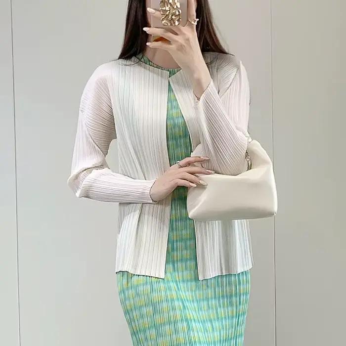 Nouveau Cardigan Miyake 2026 pour Femme