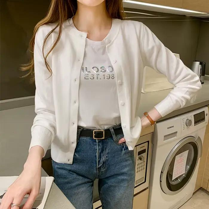 Cardigan en tricot pour femme AOSSVIAO style coréen coloris unie confortable et élégant pour bureau et occasions spéciales