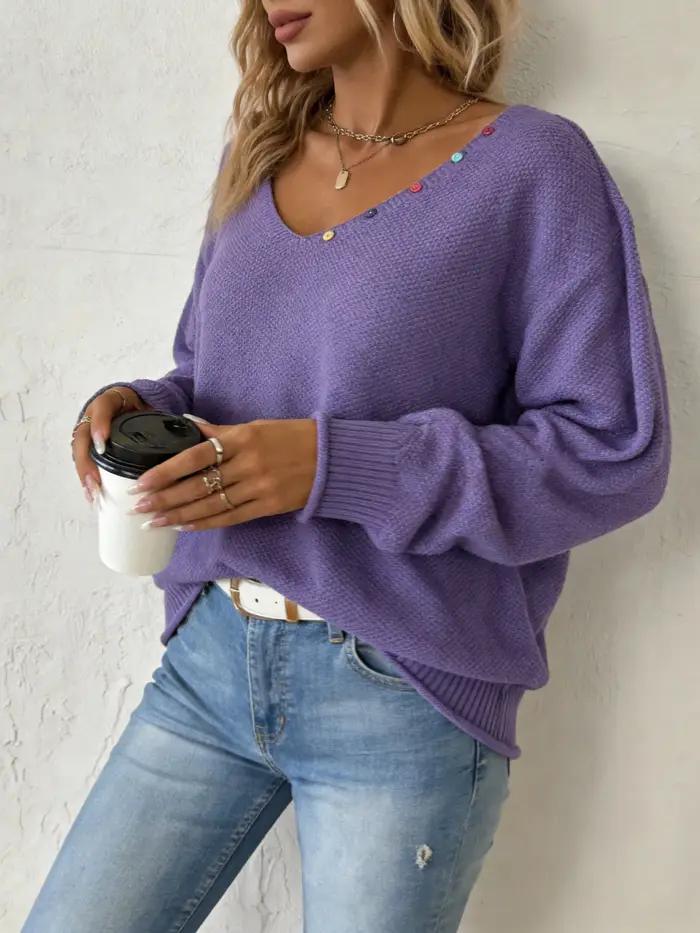 Pull à col en V pour femmes grandes tailles avec boutons colorés