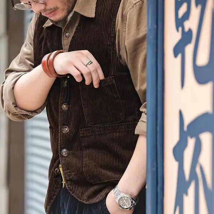 Gilets en velours côtelé vintage Maden
