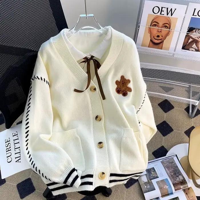 Cardigans brodés de dessin animé pour femmes