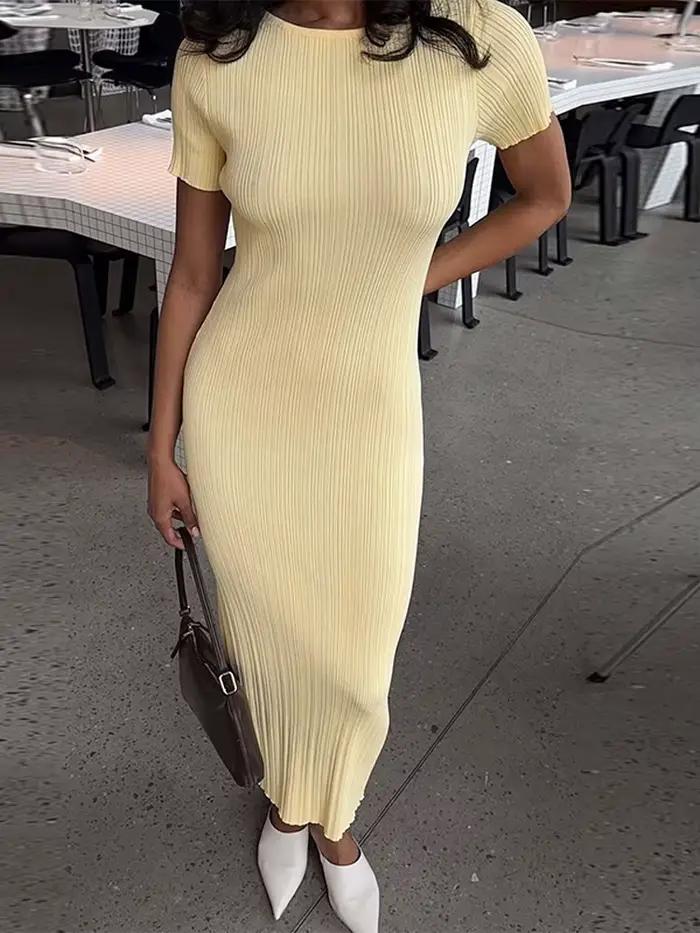 Robe longue tricotée à col rond pour femmes