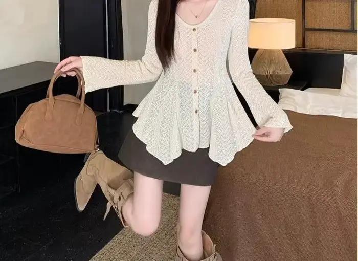 Pull tricoté à manches longues et col en v pour femme