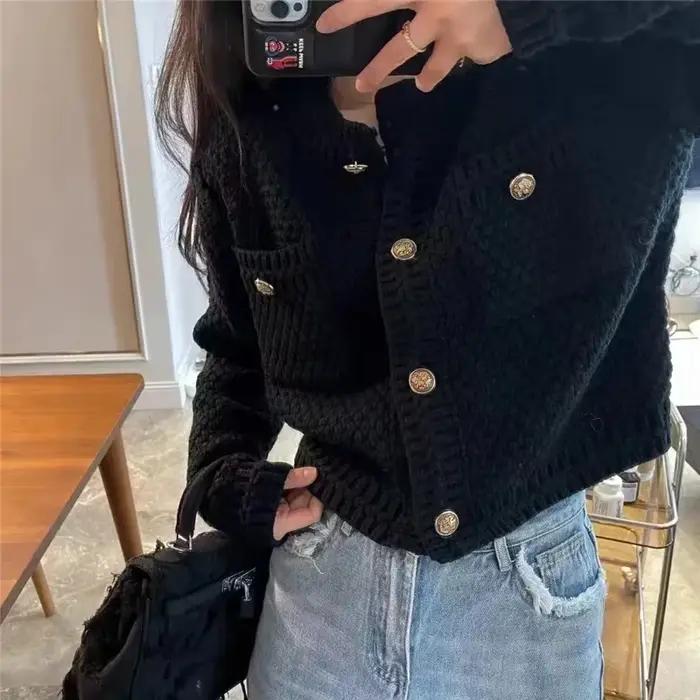 Cardigan tricoté français Vintage boutons dorés pull femmes automne hiver luxe court manteau droit tricots vert rouge