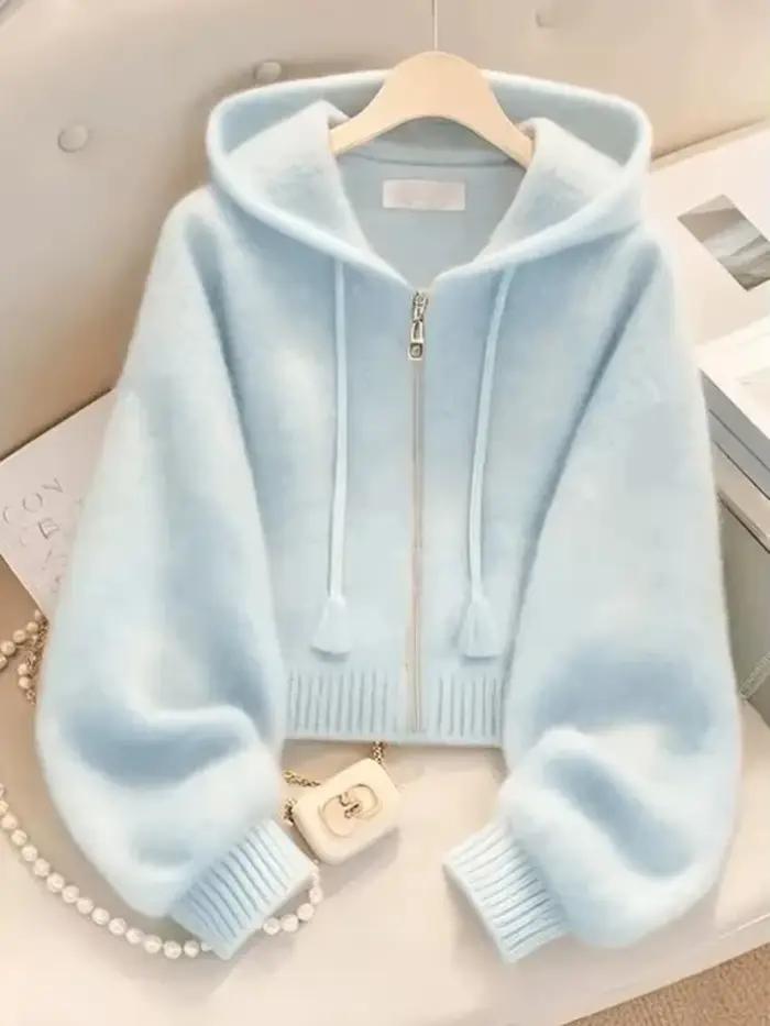 Cardigan bleu doux pour femmes