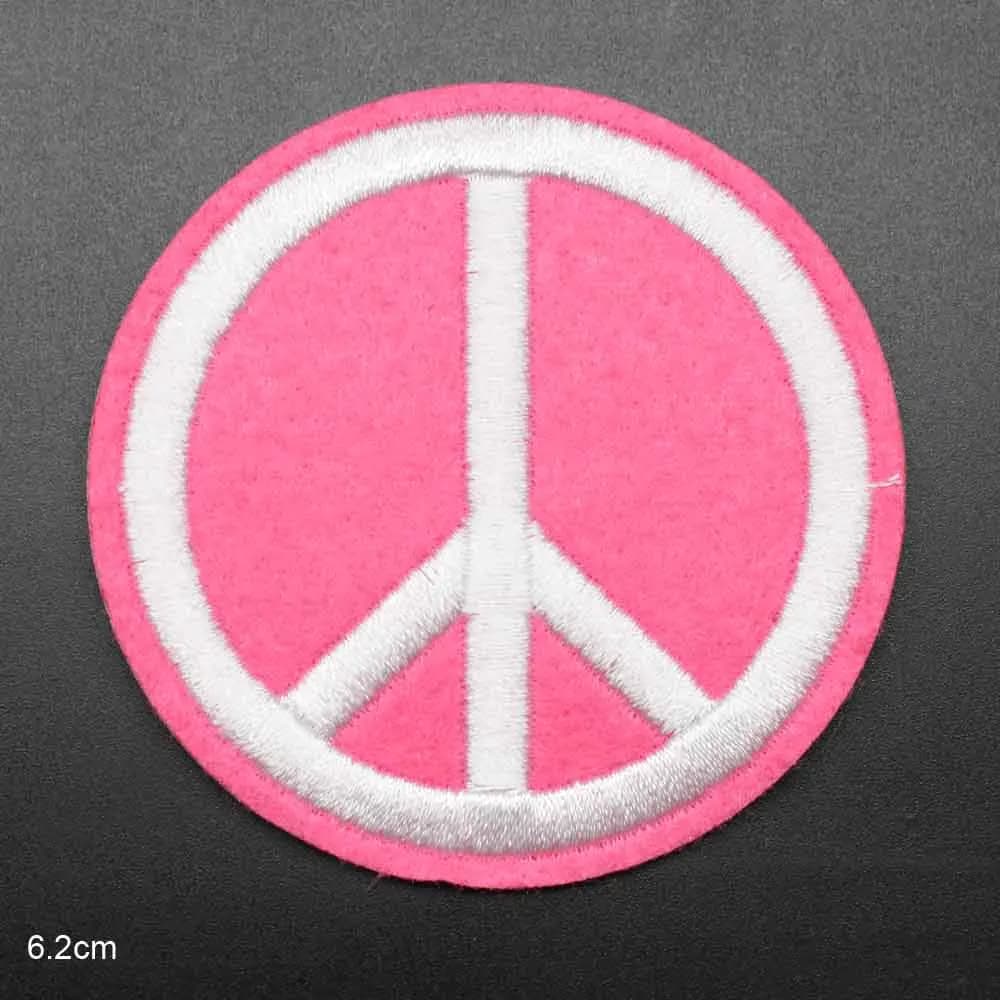Tous vous avez besoin est amour entièrement brodé paix et amour fer sur patchs ronds jaunes patchs p