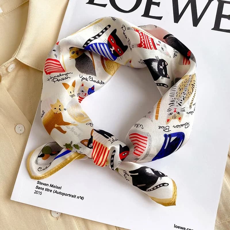 Foulard imprimé chats mignons, Foulard de luxe en soie naturelle 100%, Foulard carré pour filles, en