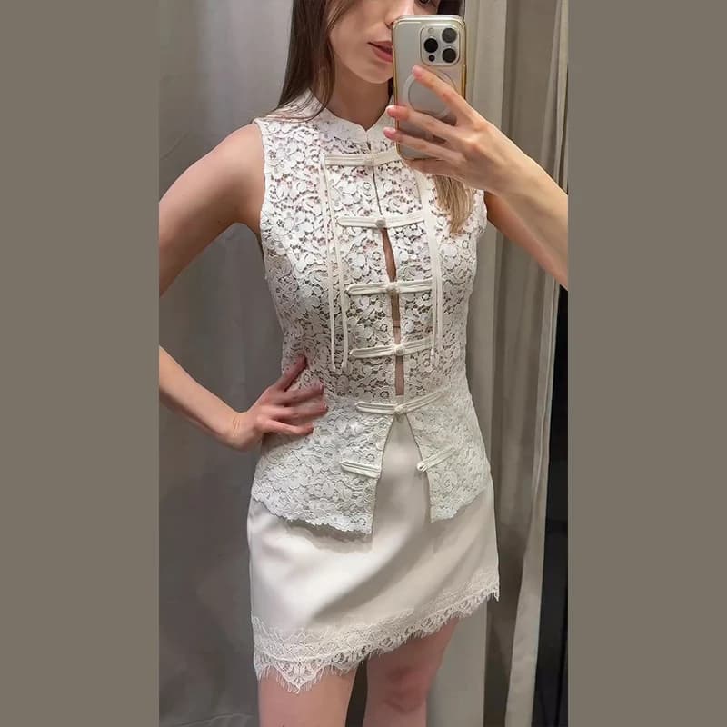 Chemisier Femme Chic et Élégant à Col Montant, Capelette en Dentelle, Peplum, Taille Structurée en D