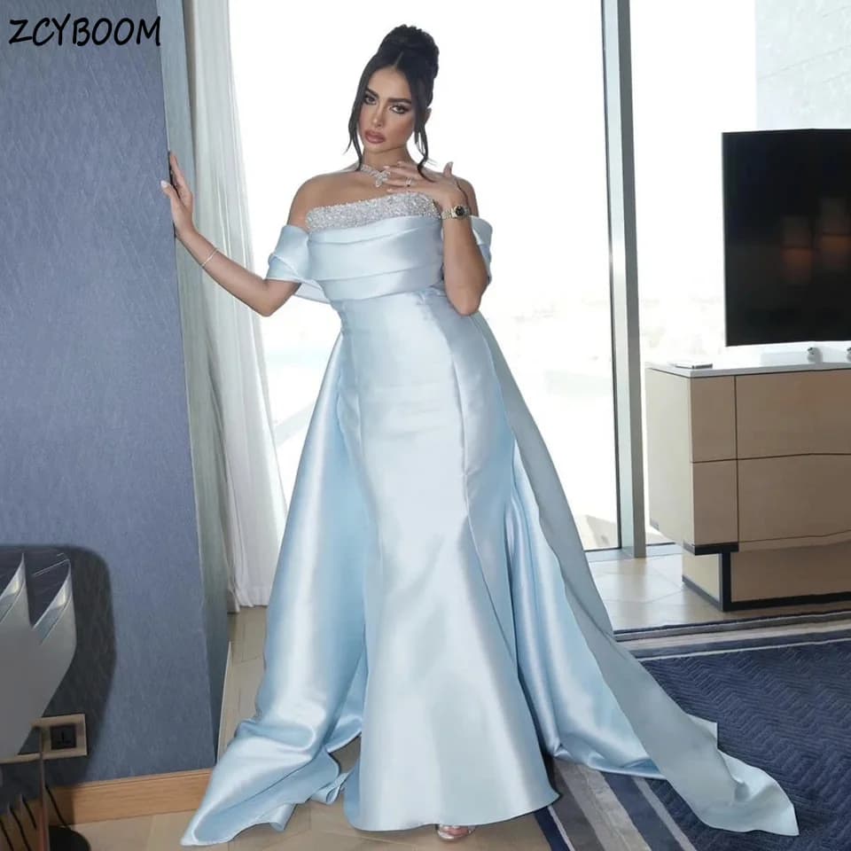Superbe Robe de Soirée Bleu Ciel à Col Bateau Perlée Sans Manches 2026, Coupe Sirène Longue avec Tra