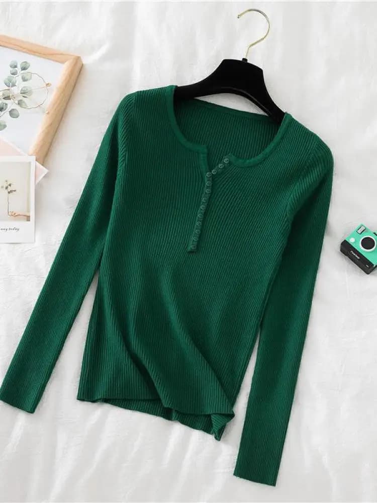 Pull col V boutonné pour femme, collection automne-hiver 2026 – Pull basique ajusté en maille douce 