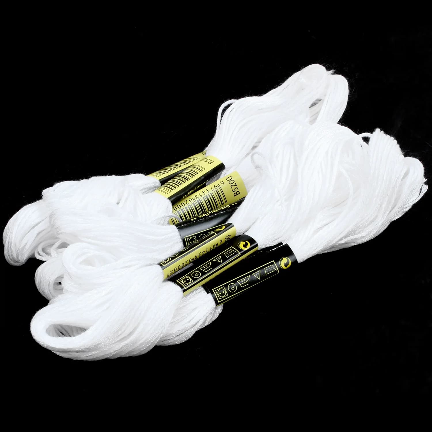Injecteur de fil à broder en coton blanc, aiguilles croisées, fils à broder, modules ins, artisanat 