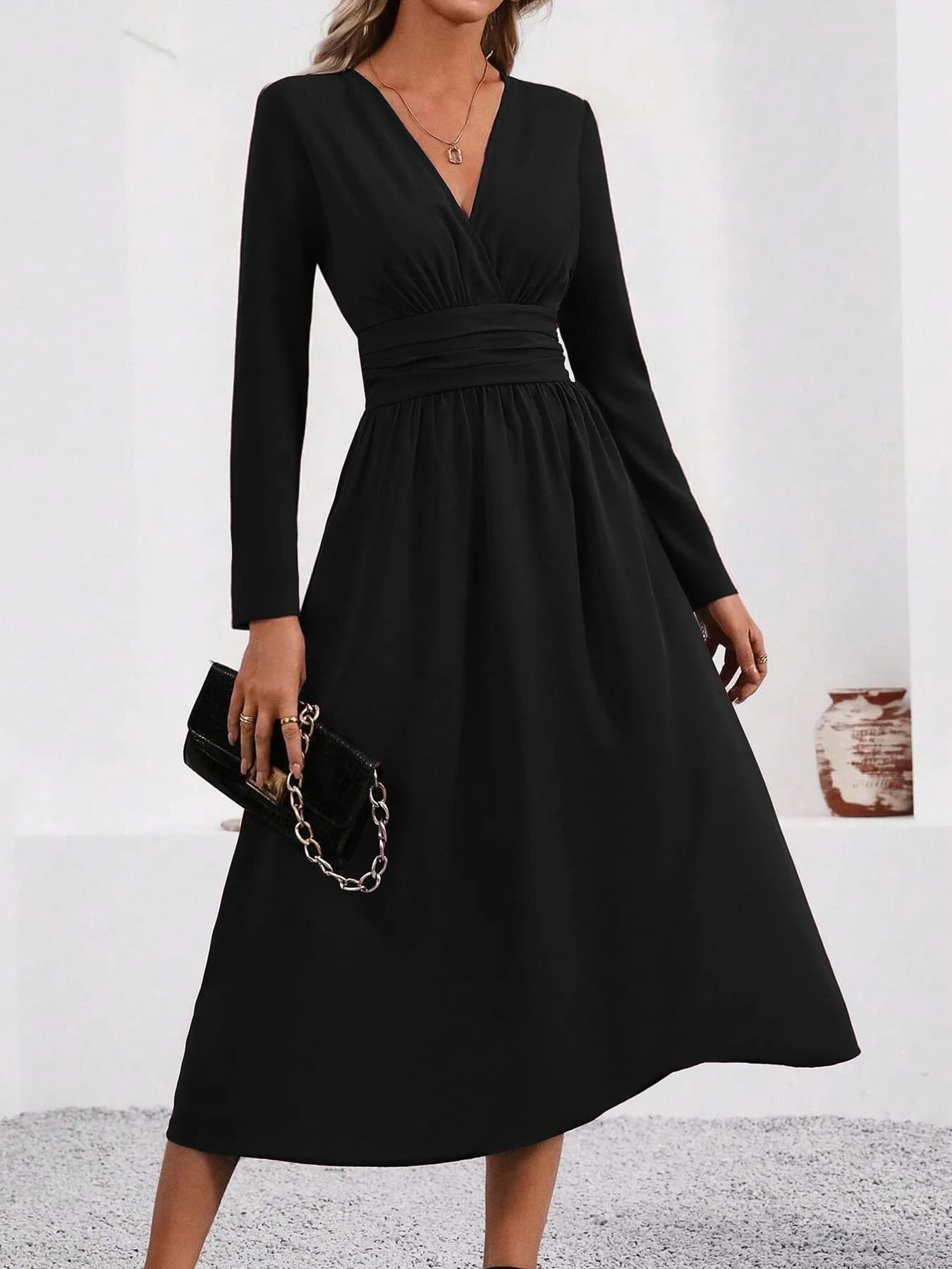 Robe élégante en tricot de couleur unie pour femmes, automne-hiver 2021, col en v, manches longues a