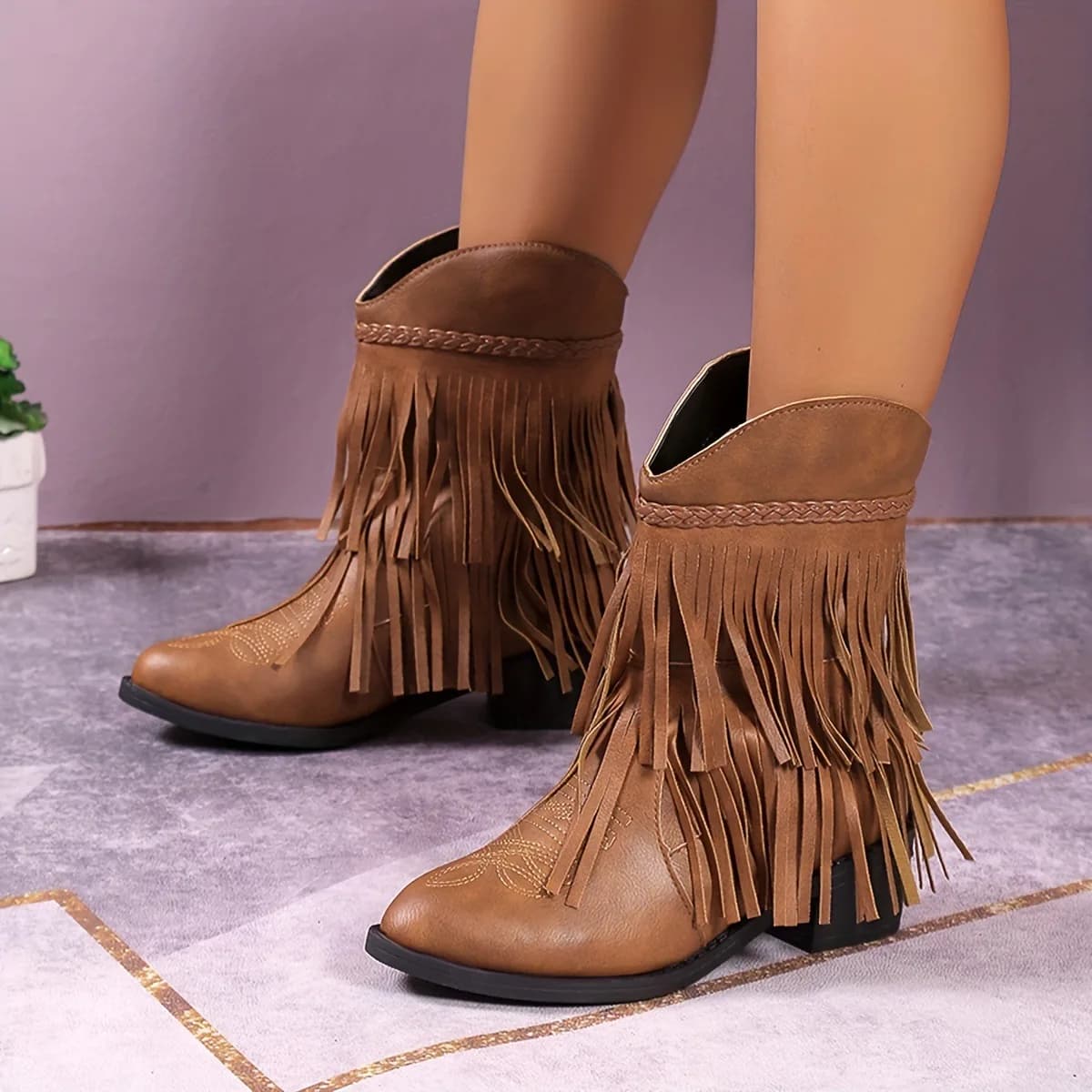 Botines personnalisé gland femmes botte 2025 automne nouvelles femmes talons botte bout rond talon é