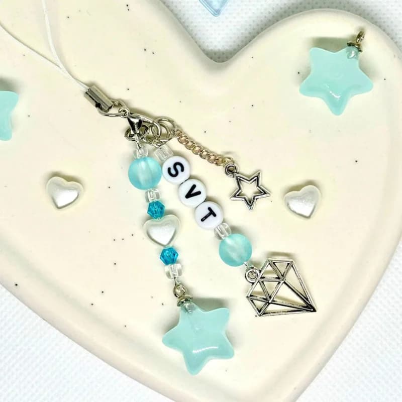Porte-clés à breloques Tour fait à la main – Accessoires pour fans de carats, produits K-Pop, souven