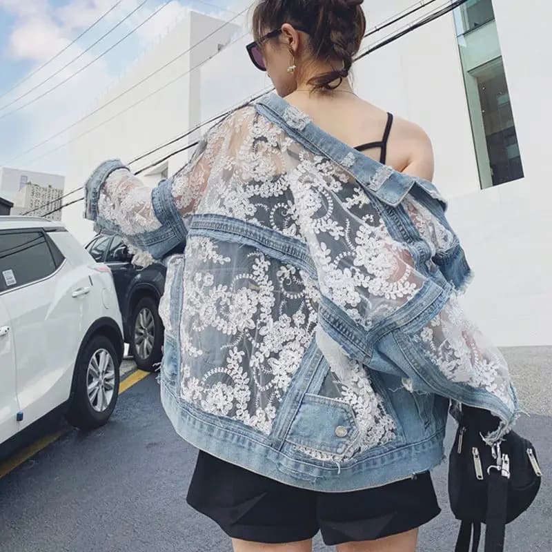 Veste en jean à trous brodés en maille, haut d'été pour fille avec coutures en dentelle, 2025
