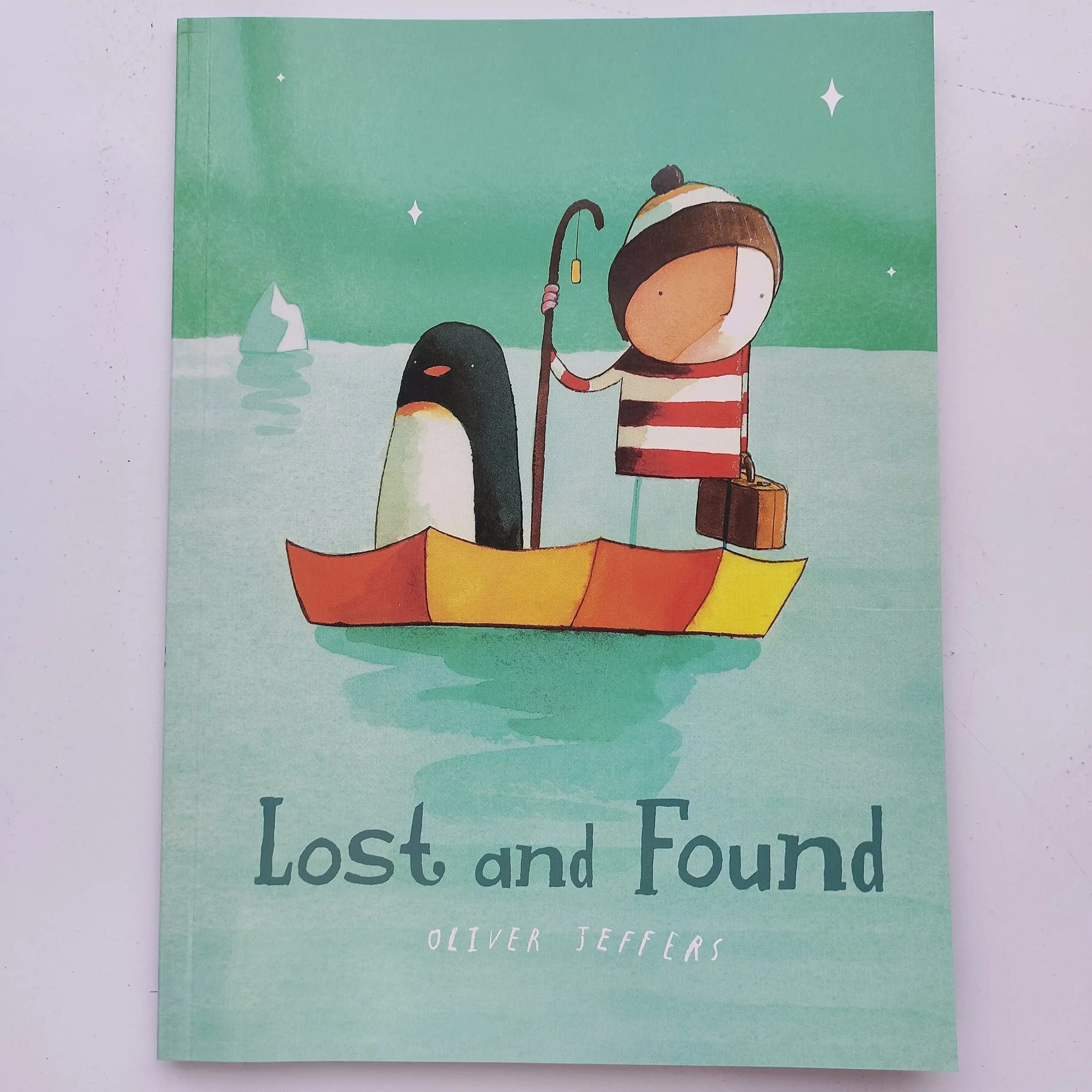 Perdu et trouvé par Oliver Jeffers enfants début éducatif anglais image livre d'histoire courte bébé