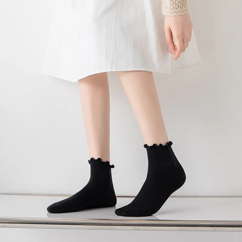 Chaussettes en coton pour femmes, mode INS, mignon Kawaii, solide, luxe, coréen, japonais, volants, 