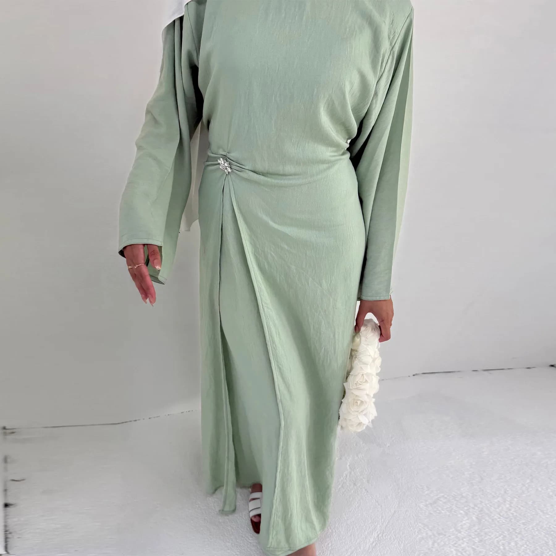 Robe musulmane modeste pour femmes arabes, Eid dubaï, Abaya uni, tenue de fête islamique, vêtements 